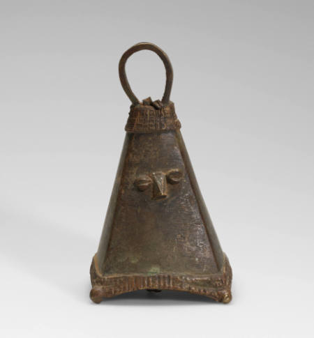 Brass bell (omo)