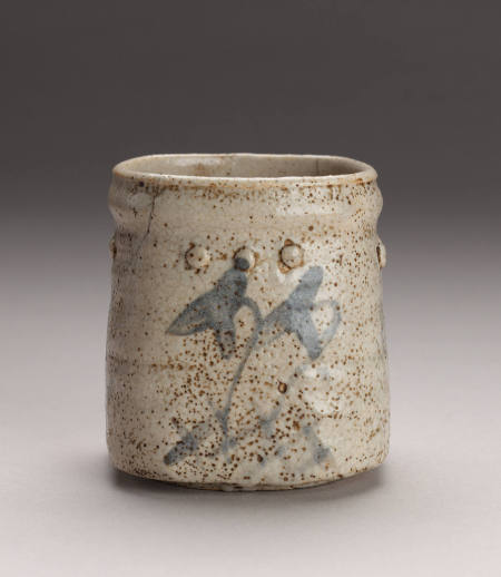Small side dish (mukozuke) with design of water-plants and grasses, Mino ware, Shino type