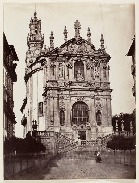 [Façade of a church in Portugal]