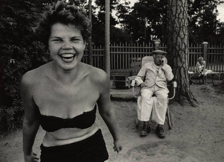 Bikini and Moscva River, Moscow, 1959