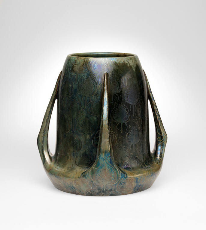 Vase with thistle decoration