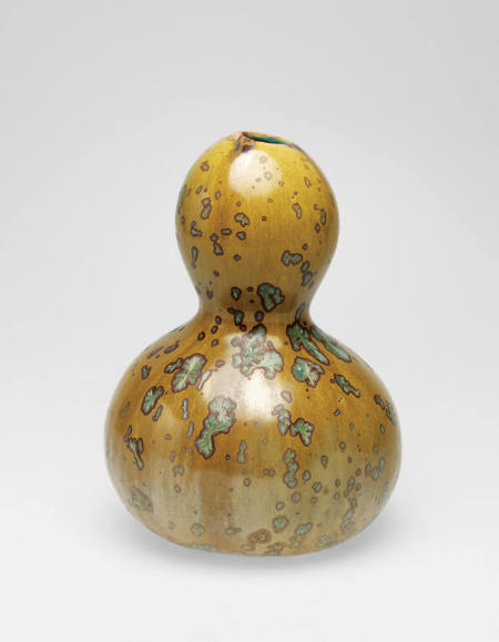 Double gourd-shaped vase