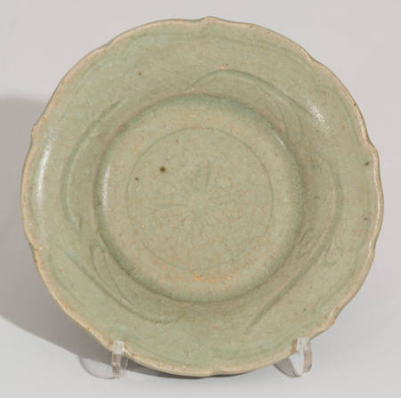 Dish with incised decoration, Longquan ware