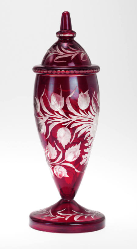 Footed vase with lid