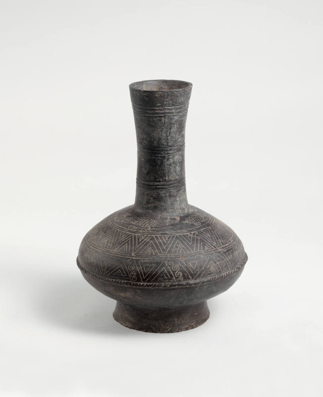 Bottle vase