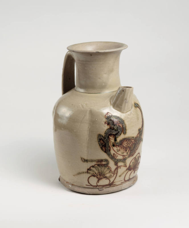 Ewer with design of bird and lotus, Changsha ware