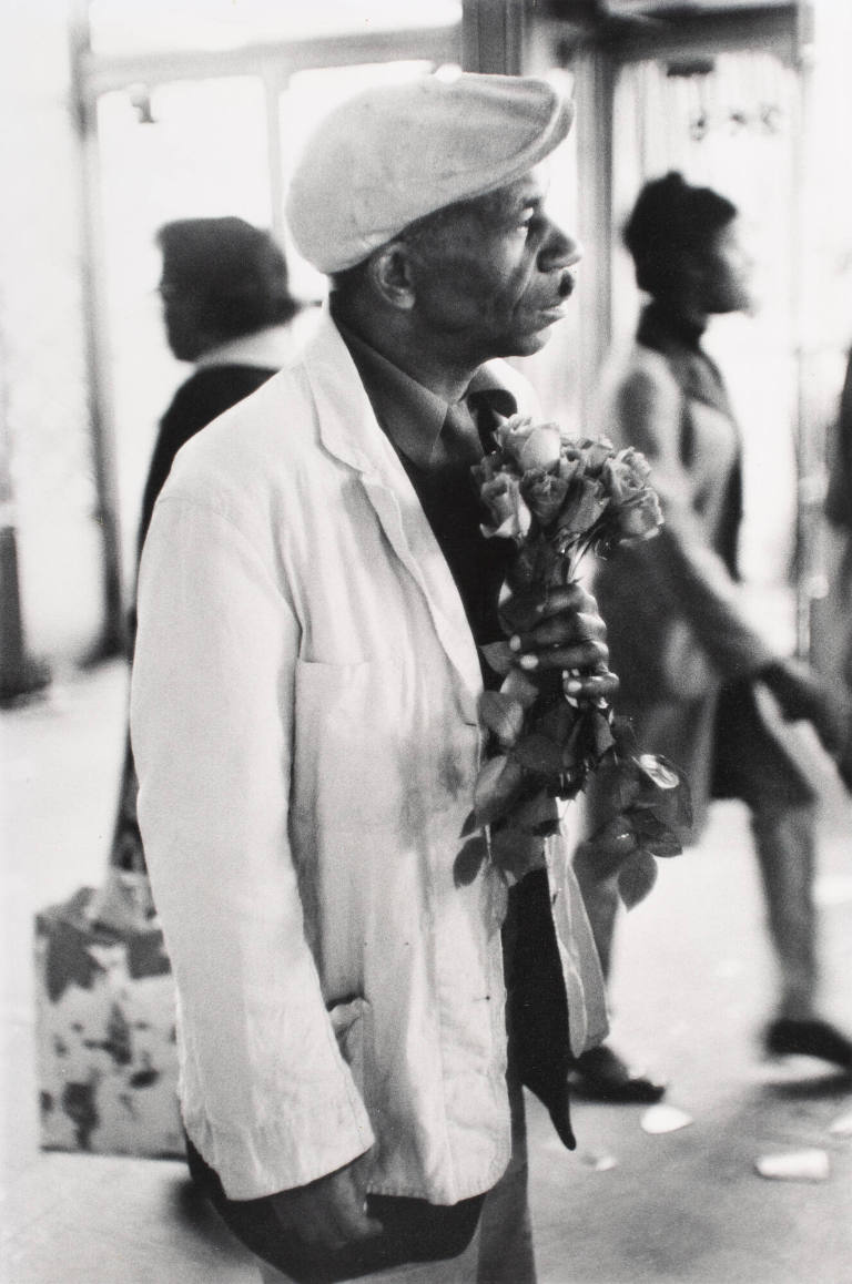 Man with roses, Harlem