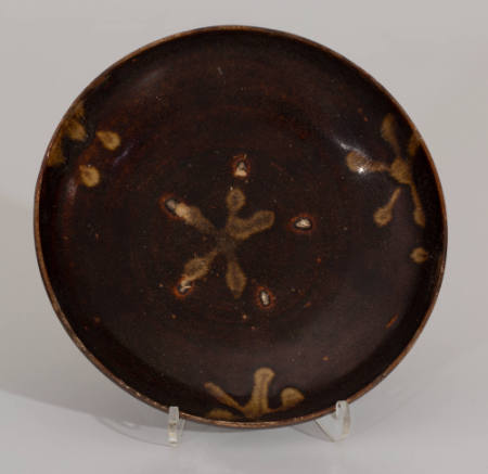 Bowl with flower design