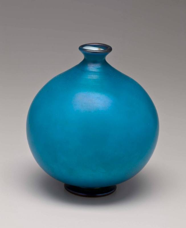 Vase, Turquoise-Matte Lustre