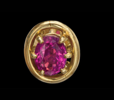 Pink Sapphire Tie Tack