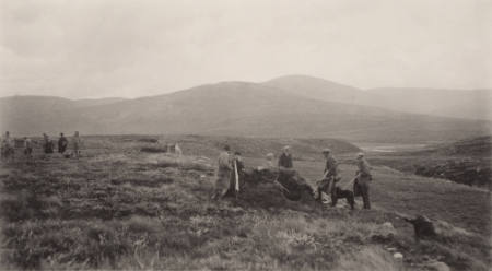 [Hunters and hills]