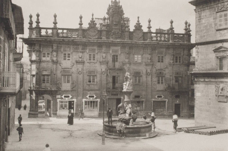 [Square with a fountain]