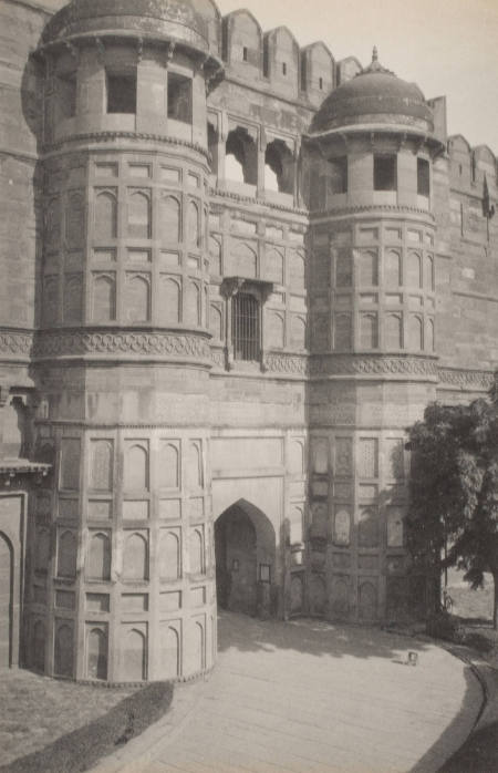 The elephant gate, Agra Fort