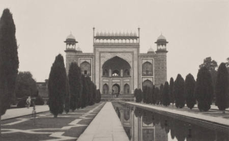 The great gateway from the Taj