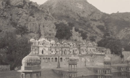 Temples behind the City Palace
