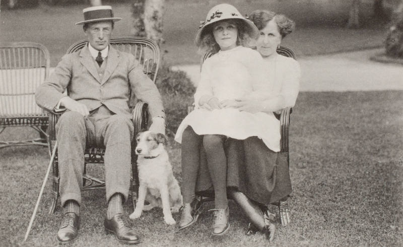 Robin, Constance, and Enid