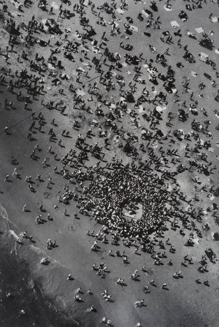 [Beach accident at Coney Island]