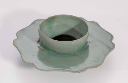 Bowl stand
