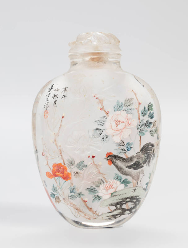 Snuff bottle with design of rooster and peonies