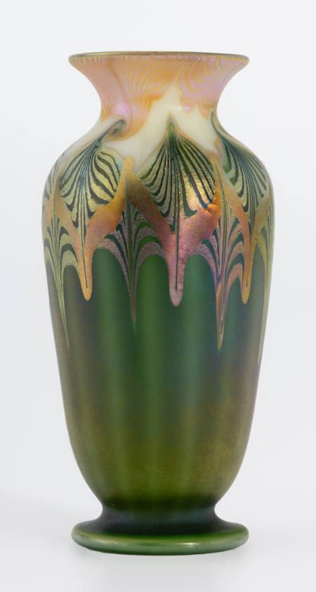 Quezal Art Glass and Decorating Company, Brooklyn