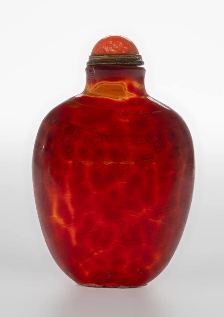 Snuff bottle