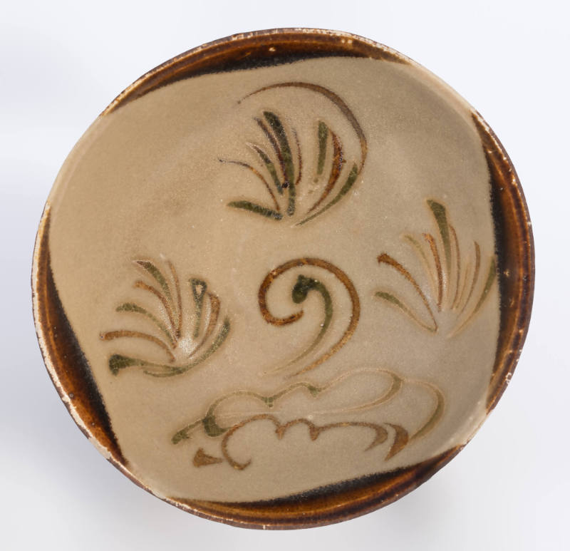 Bowl with design of water plants and waves, Changsha ware