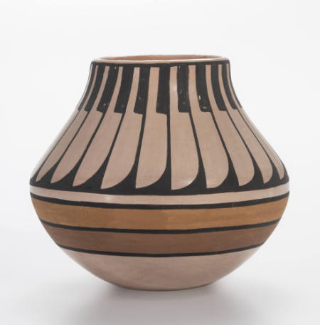 Polychrome jar