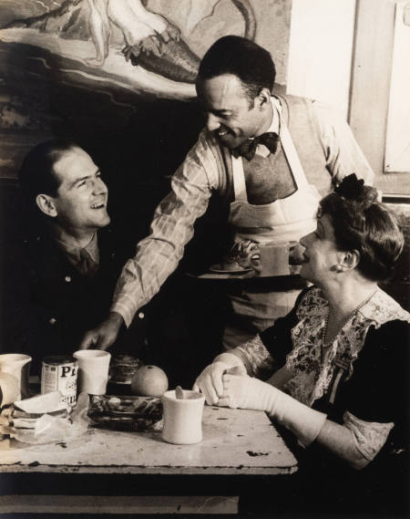 Stage Door Canteen: Alan Hewitt, Richmond Barthé, and Fritzi Scheff