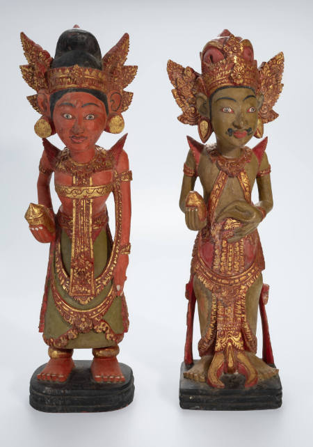 Puppets representing a wedding couple