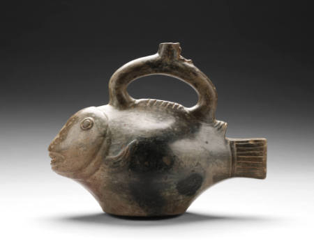 Stirrup-spout fish effigy vessel