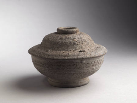 Covered bowl