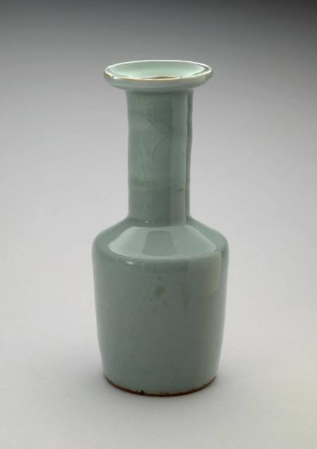 Mallet-shaped jar