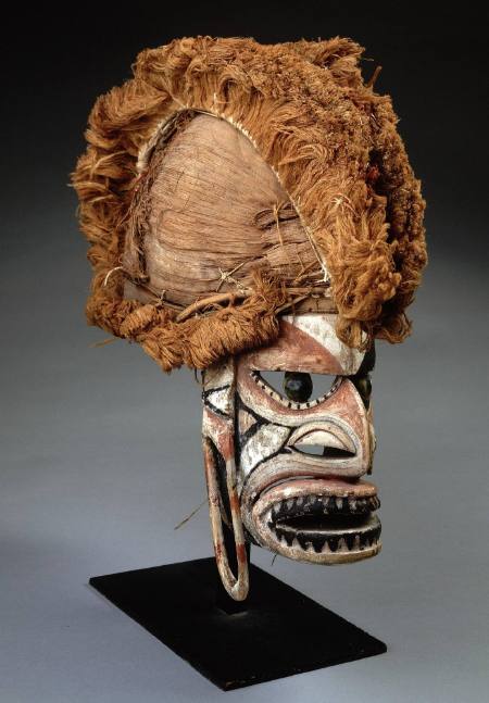 Helmet mask (tatanua) from New Ireland