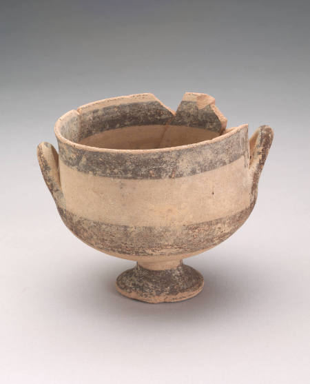 Kylix with two handles