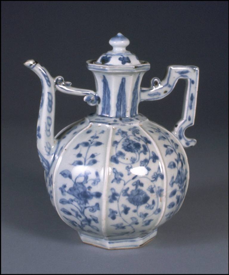 Eight-Lobed Ewer