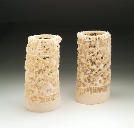 Carved ivory tusk in the form of a pi-tung (Brush Holder)