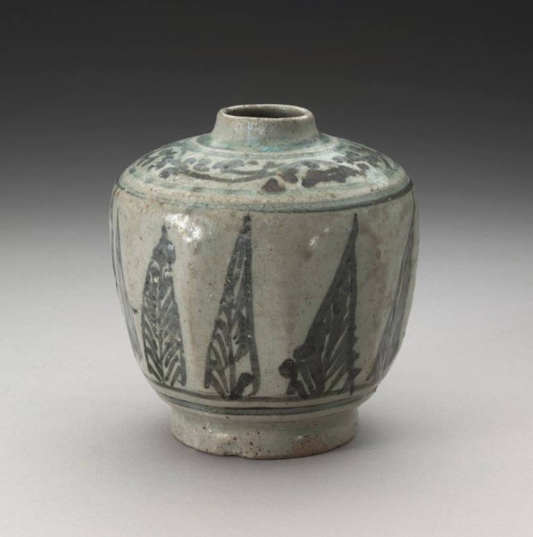 Nine-sided jar