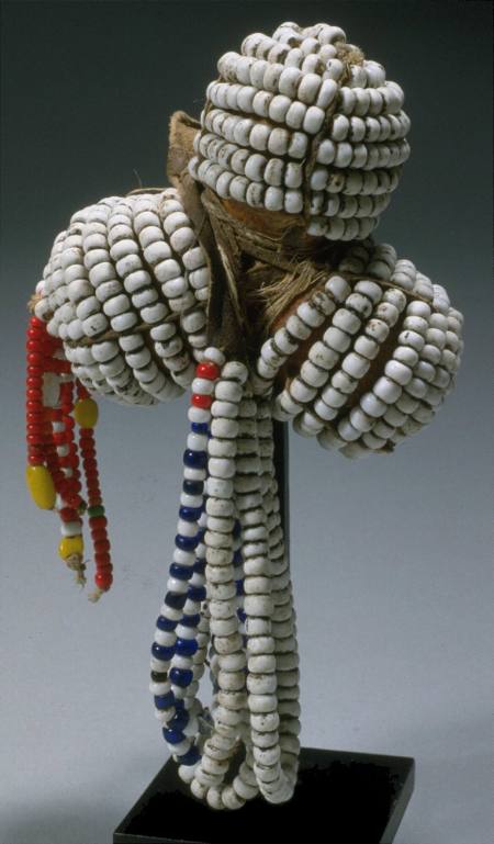 Beaded doll (ngidie)