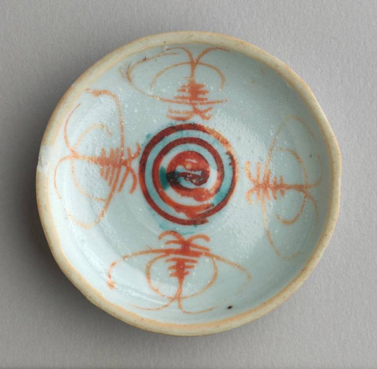 Sauce dish, Bencharong ware