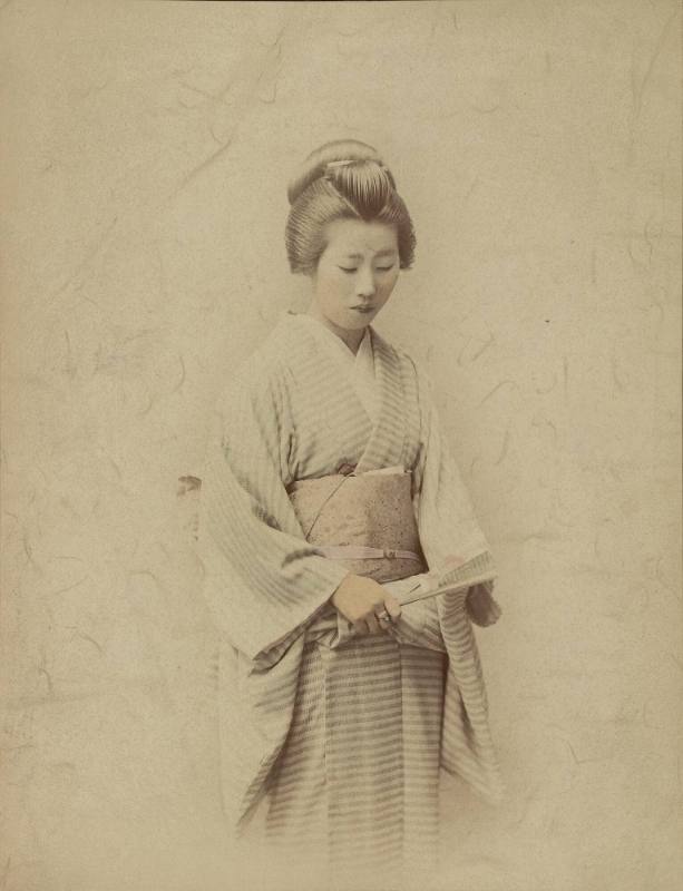 [Woman with a fan]