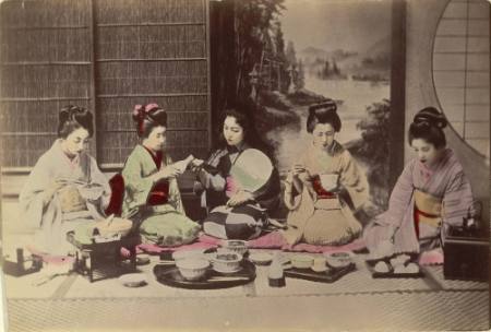 [Five women eating]