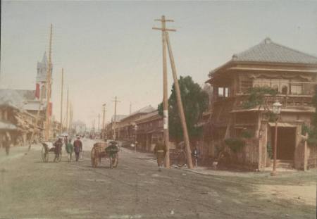 Road to the station, Yokohama