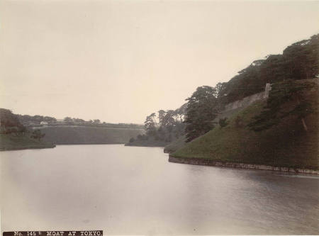 Moat at Tokyo