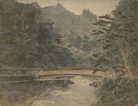 [Sacred red bridge and foot bridge over Uji]