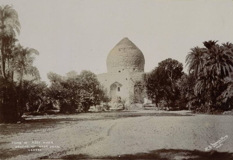 Tomb of Asuf Khan: Brother of Noor Jhan, Lahore