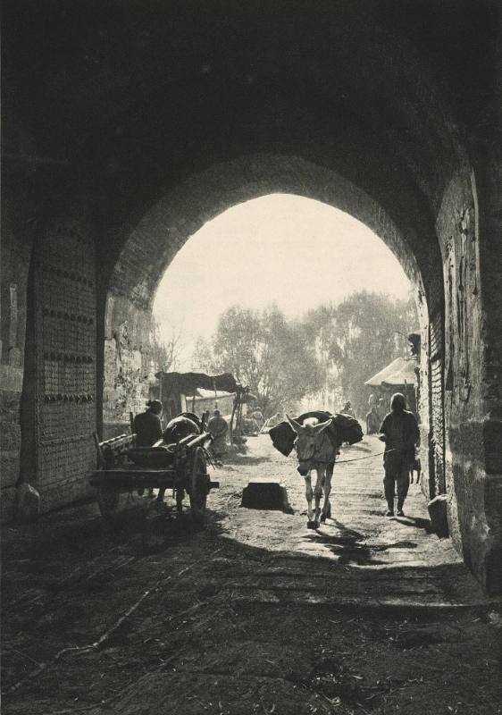 [Through the Nan-hsi Men, Peking]