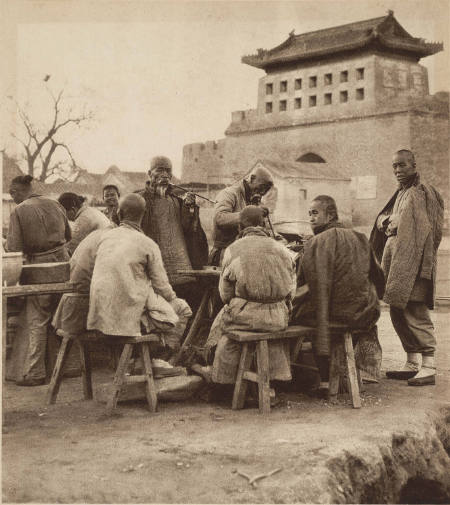 The hour of rest, Peking