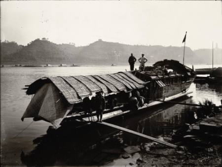 [The Harvard houseboat at Chia-ting Fu, Western Szechuan]