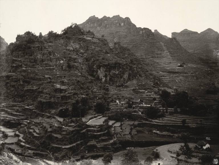 [Northwest of I-ch'ang, terraced fields, farmhouse and limestone cliff]