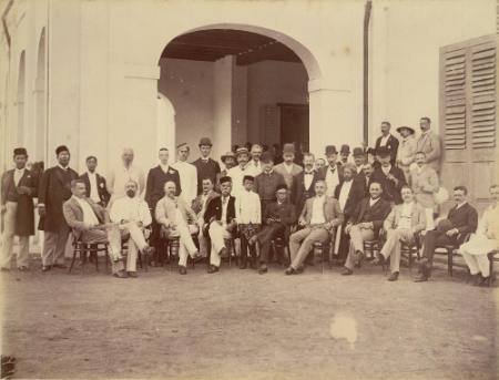 After the Sultan of Johore's luncheon party to the Sultan of Whire